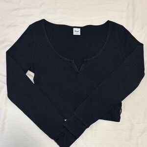 Artizia - TNA Black Waffle Long Sleeve Crop Top - Size Medium